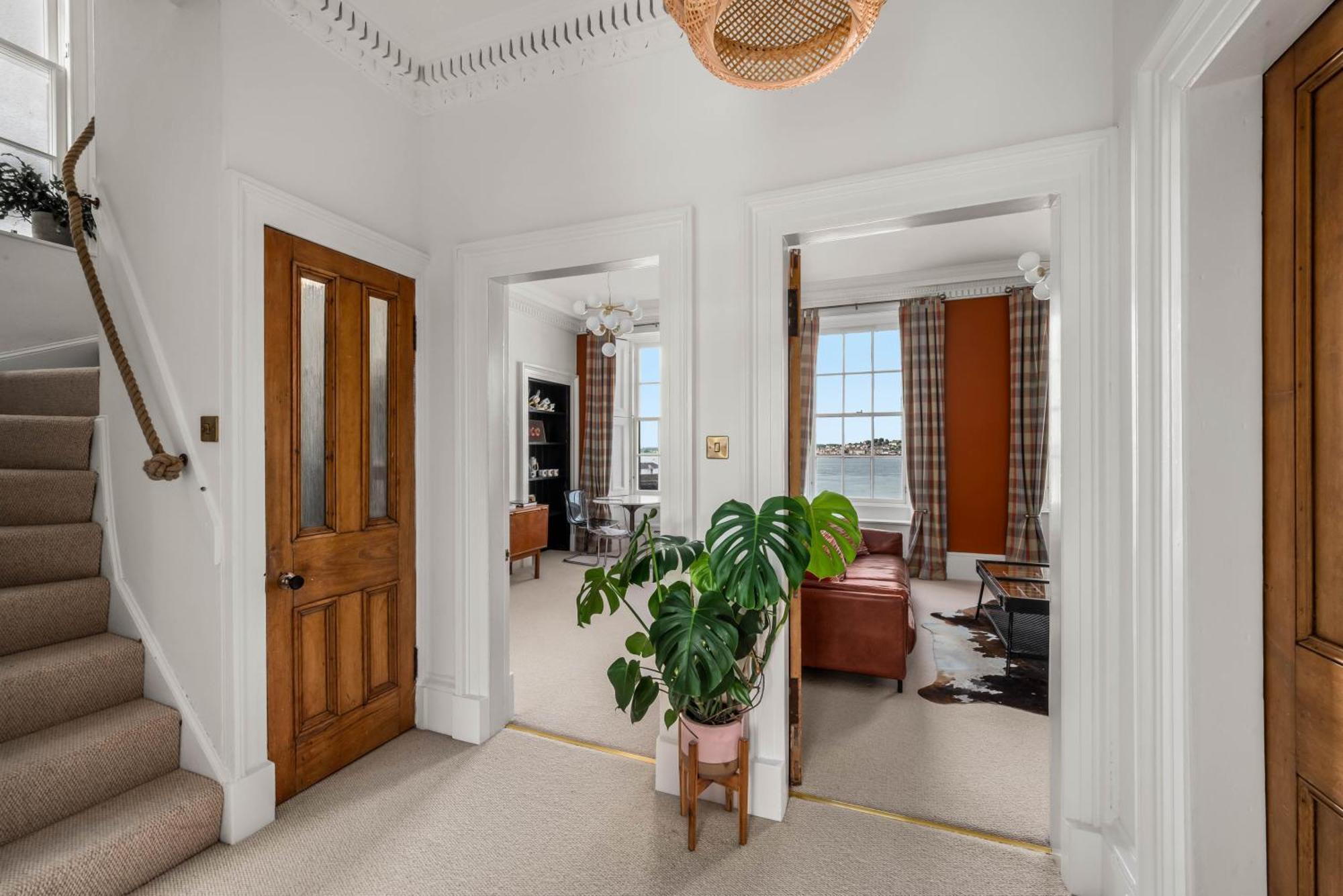 Apartment Ferry House *