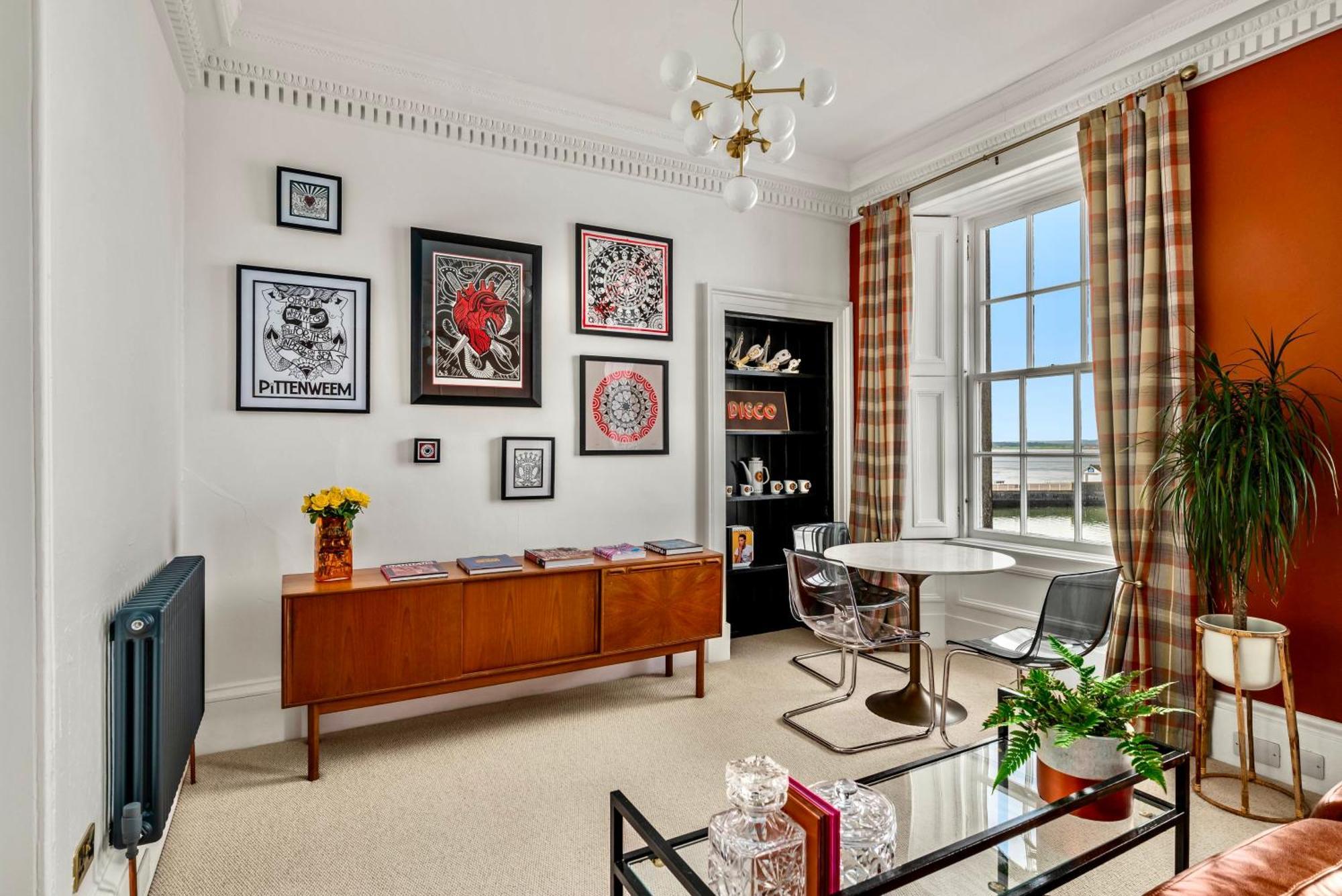 Apartment Ferry House